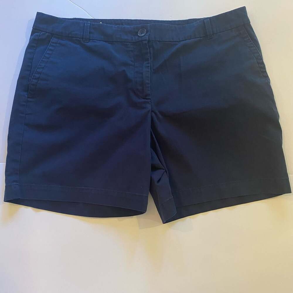 Talbots The Weekend Short Size 12P Navy Blue Chino Shorts